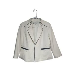 Kasper Women's Blazer Size 8 Petite